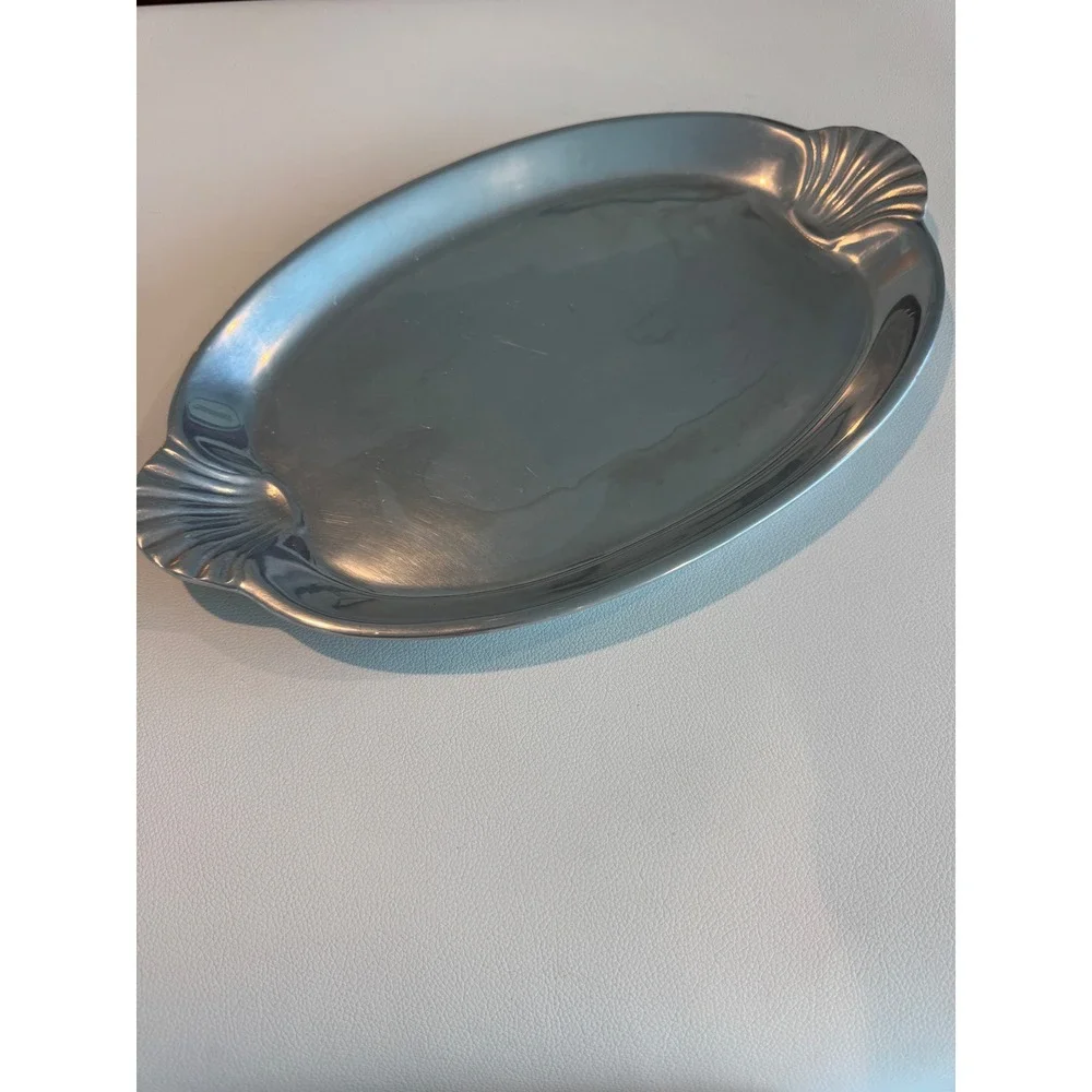 Wilton Armetale RWP Pewter Oval Serving Platter Shell Handles 16.5 x 10.5 Silver